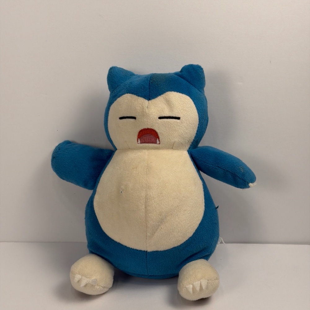 Pokemon Snorlax Plush
